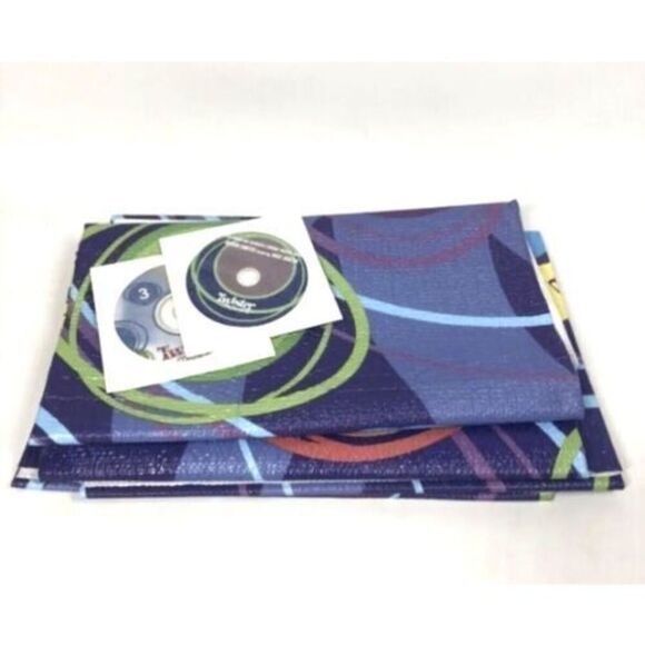 Twister Dance Game Speaker Features Britney Spears 4 Twister Moves Mats + 2 CDS - Picture 3 of 7